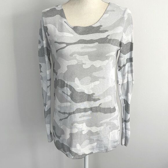 Grey Cam light weight top (nwt) - Picture 1 of 7